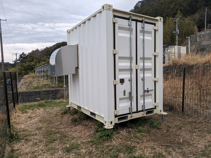 SPACECOOL貼り付け工事